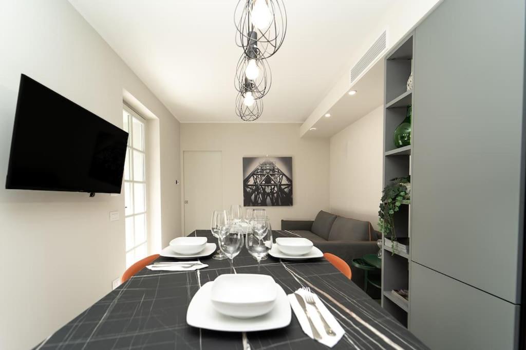 Apt 2 Min From The Cathedral With Private Parking Como Exterior photo