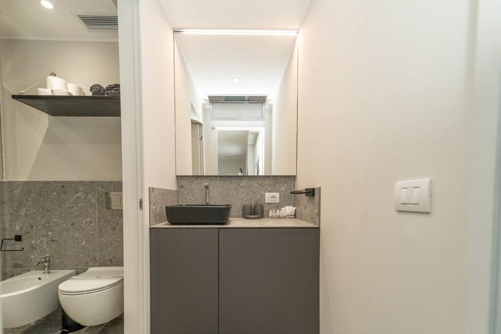 Apt 2 Min From The Cathedral With Private Parking Como Exterior photo